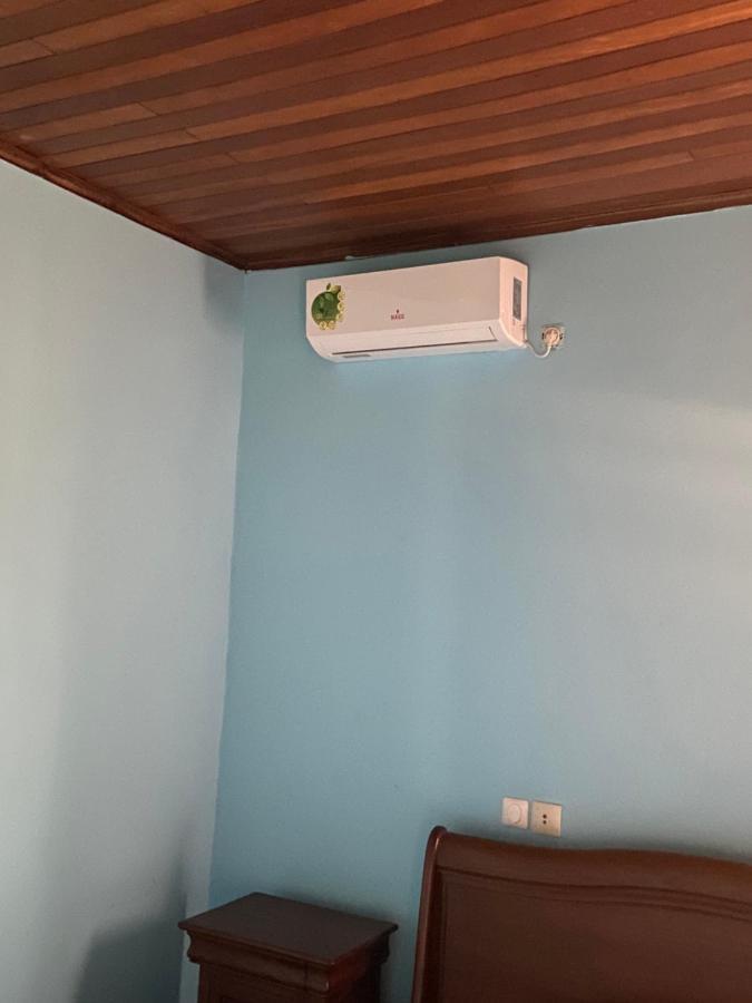 Résidence Jeanne à Yaoundé Messamengo . Duplex Extérieur photo